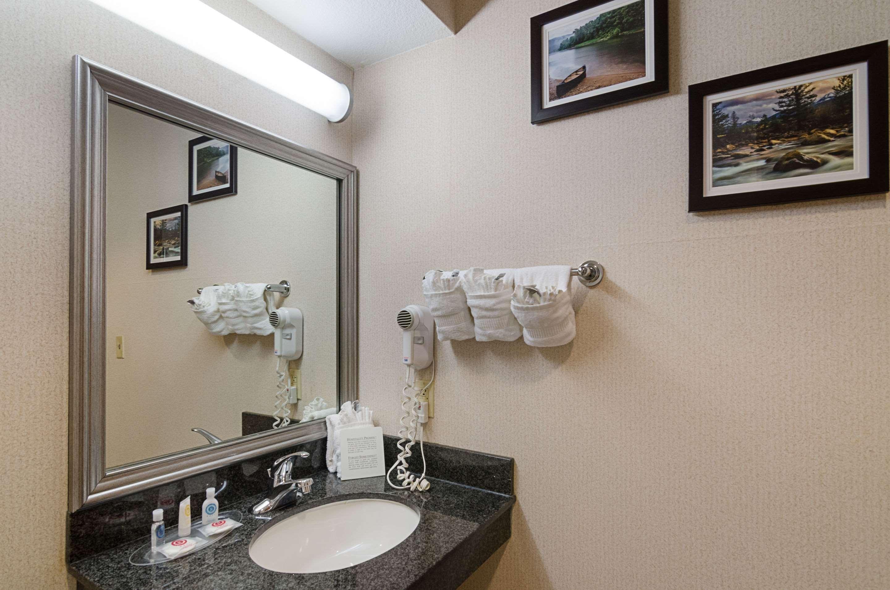 Quality Suites Springdale West I-49 エクステリア 写真