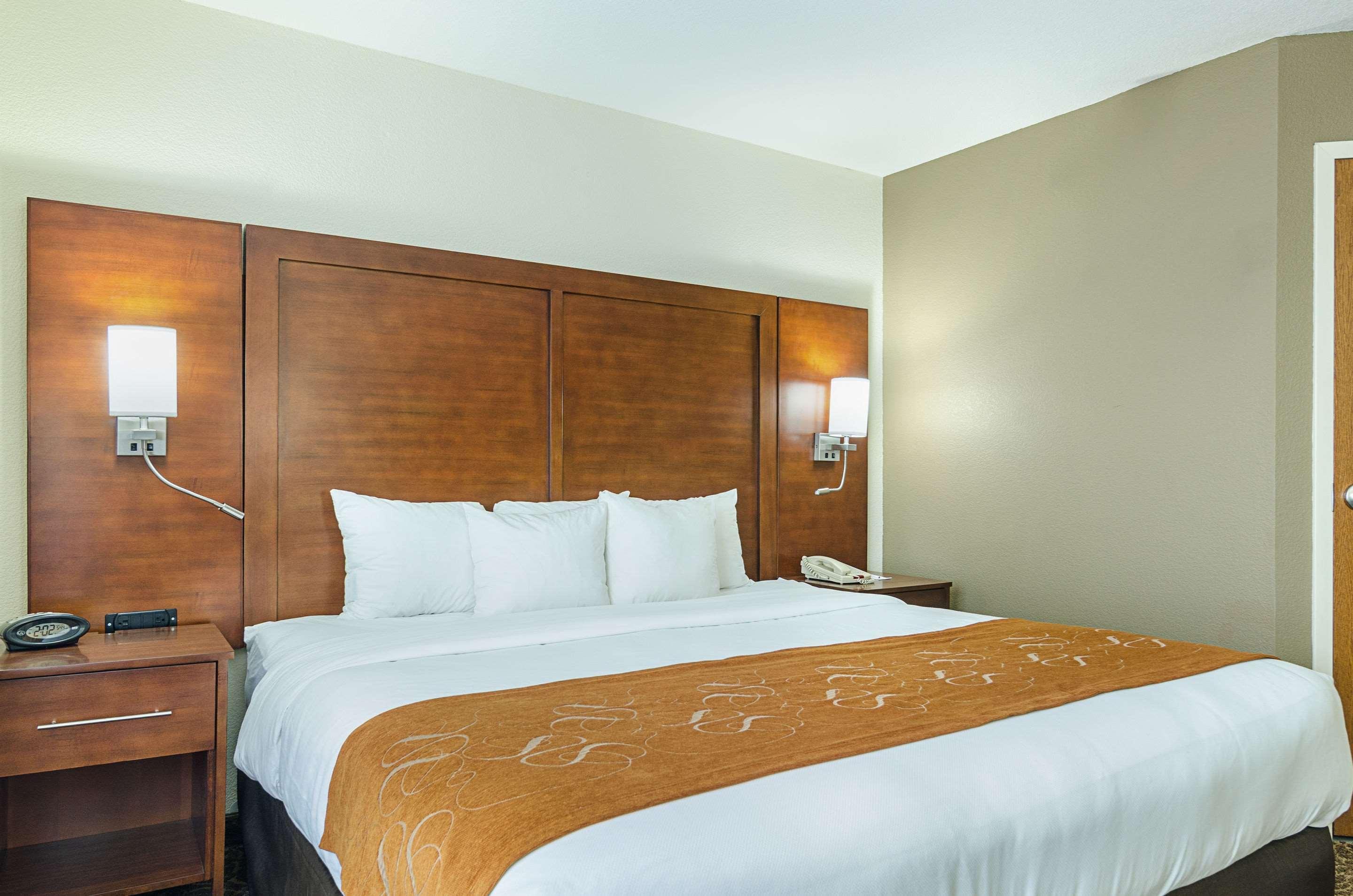 Quality Suites Springdale West I-49 エクステリア 写真