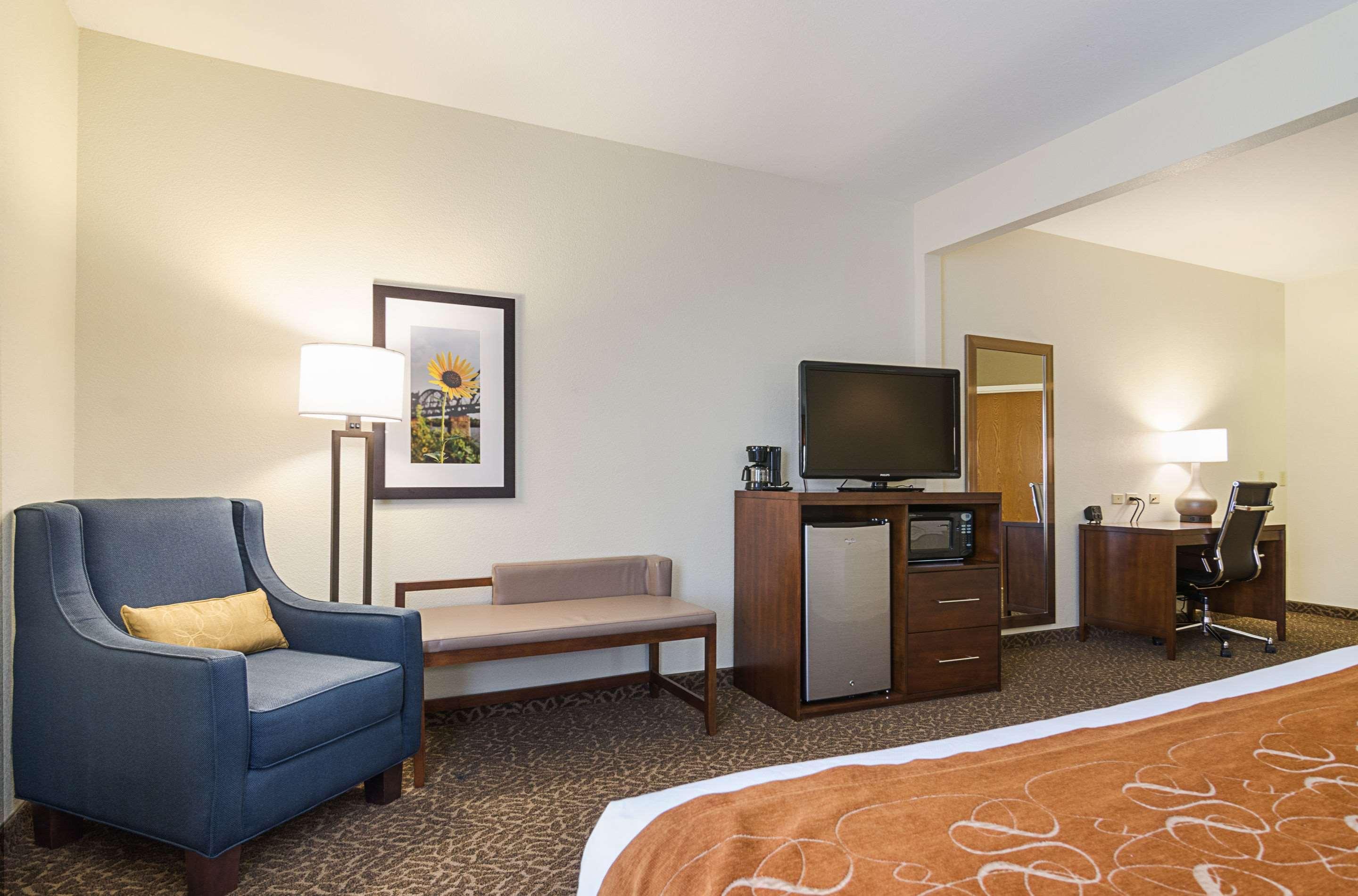 Quality Suites Springdale West I-49 エクステリア 写真